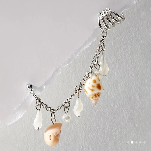 NWOT Free People Zion Ear Cuff - Picture 3 of 4